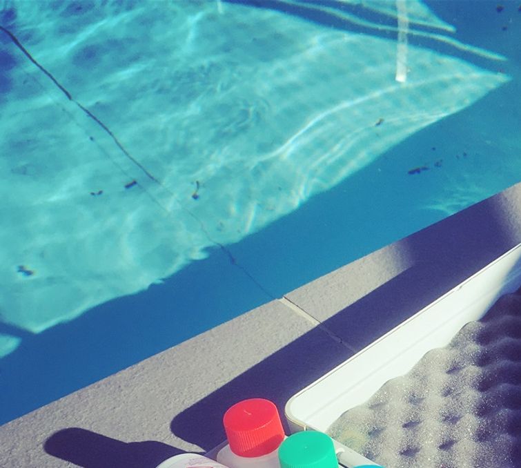 Contrôle et réglage de la qualité de l’eau de la piscine ou du spa